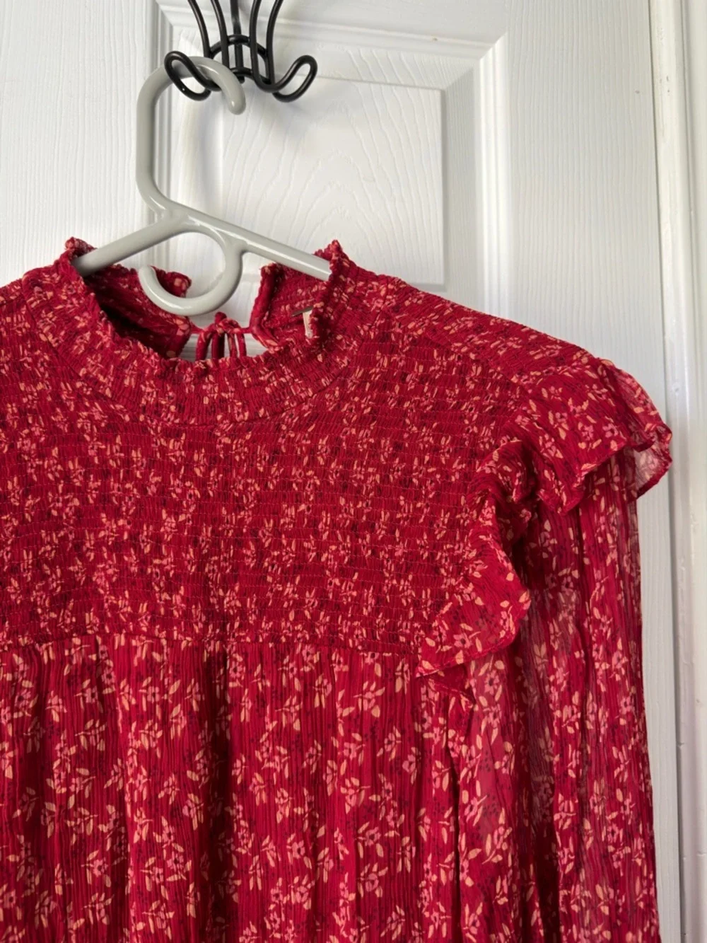 Free People Red Floral Smocked Blouse Ruffle Sleeve Boho Top S